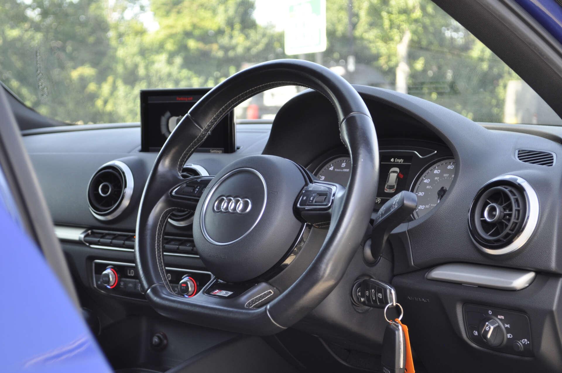 Audi S3 view 8