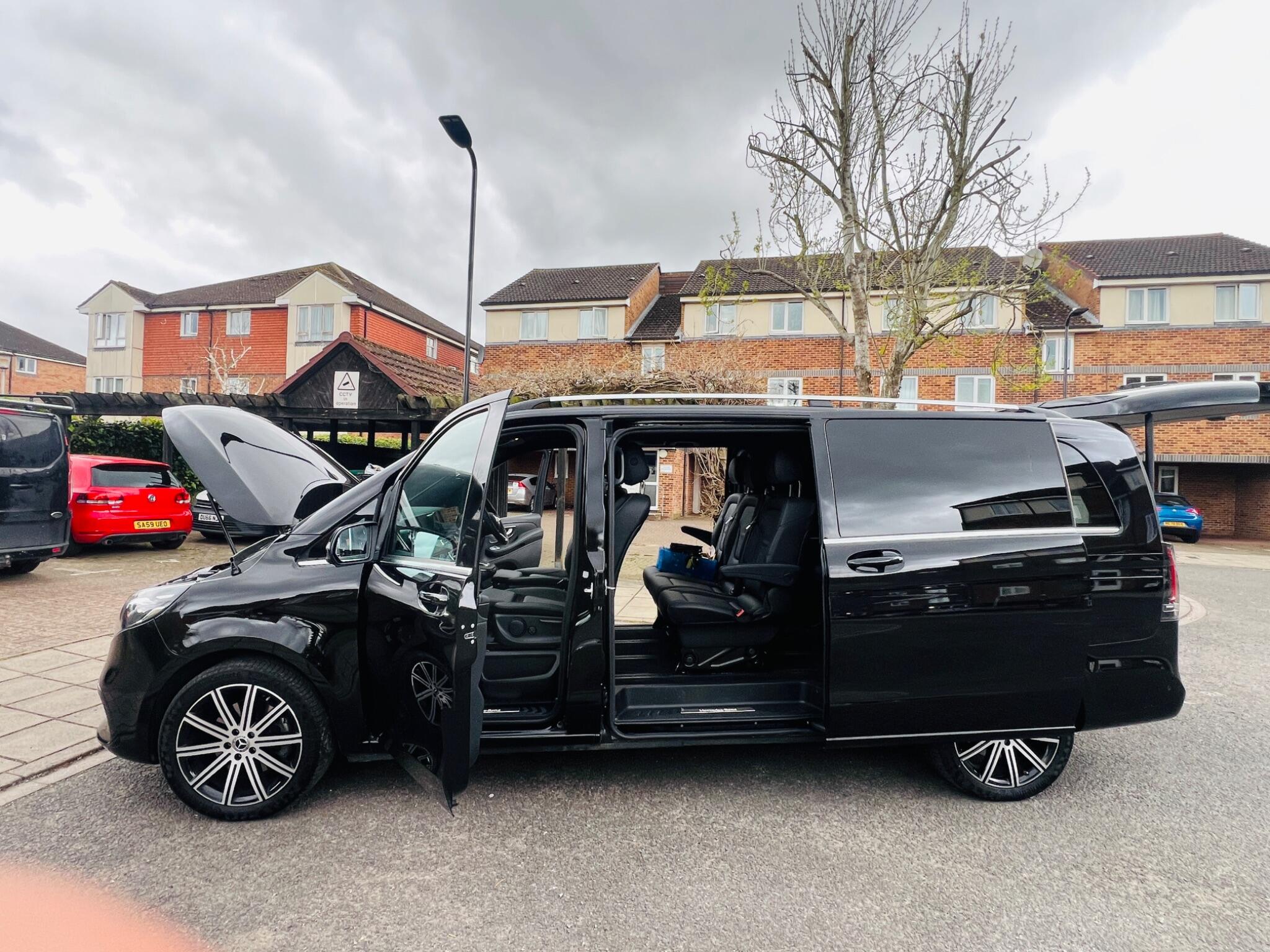 Mercedes-Benz V Class view 20