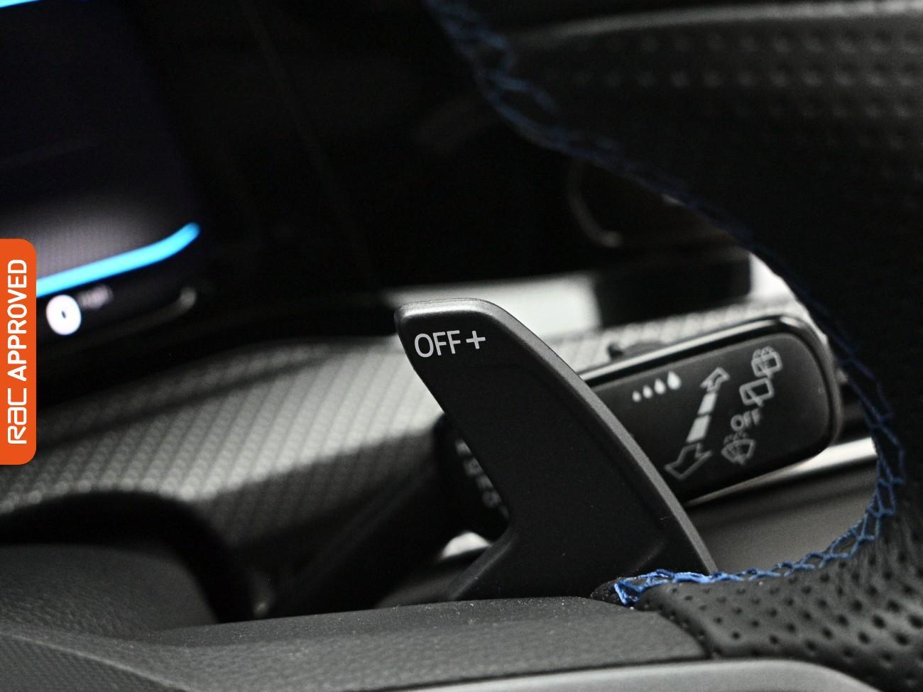 Volkswagen Golf view 22