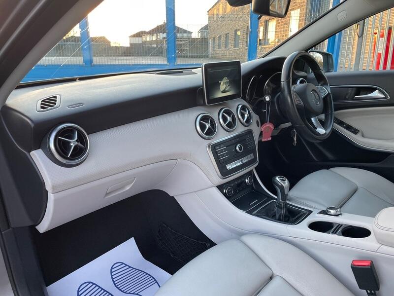 2016 Mercedes-Benz A Class 1.5 A180d Sport (Executive) Euro 6 (s/s) 5dr • 102,000 miles image 10