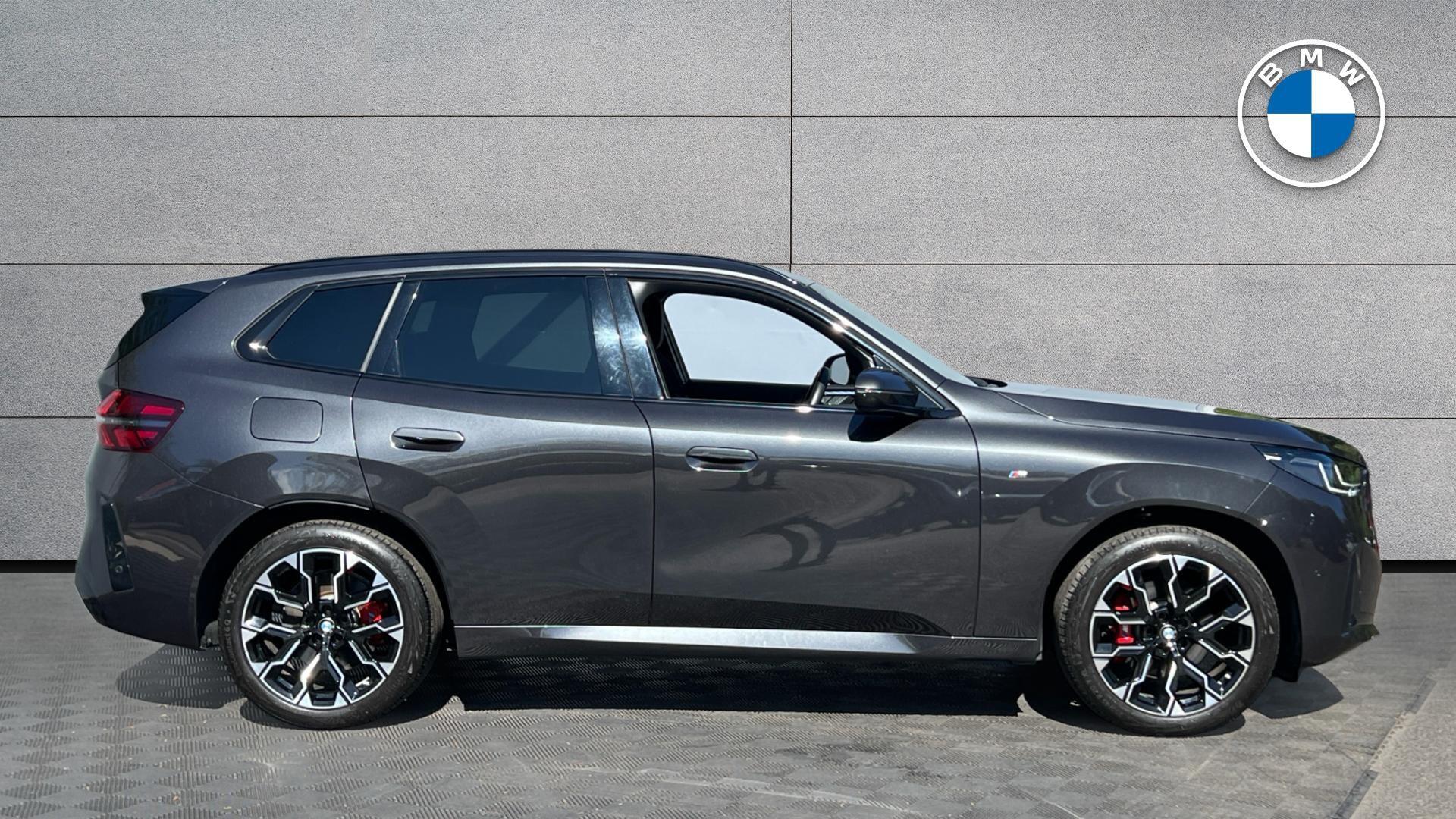 BMW X3 view 3