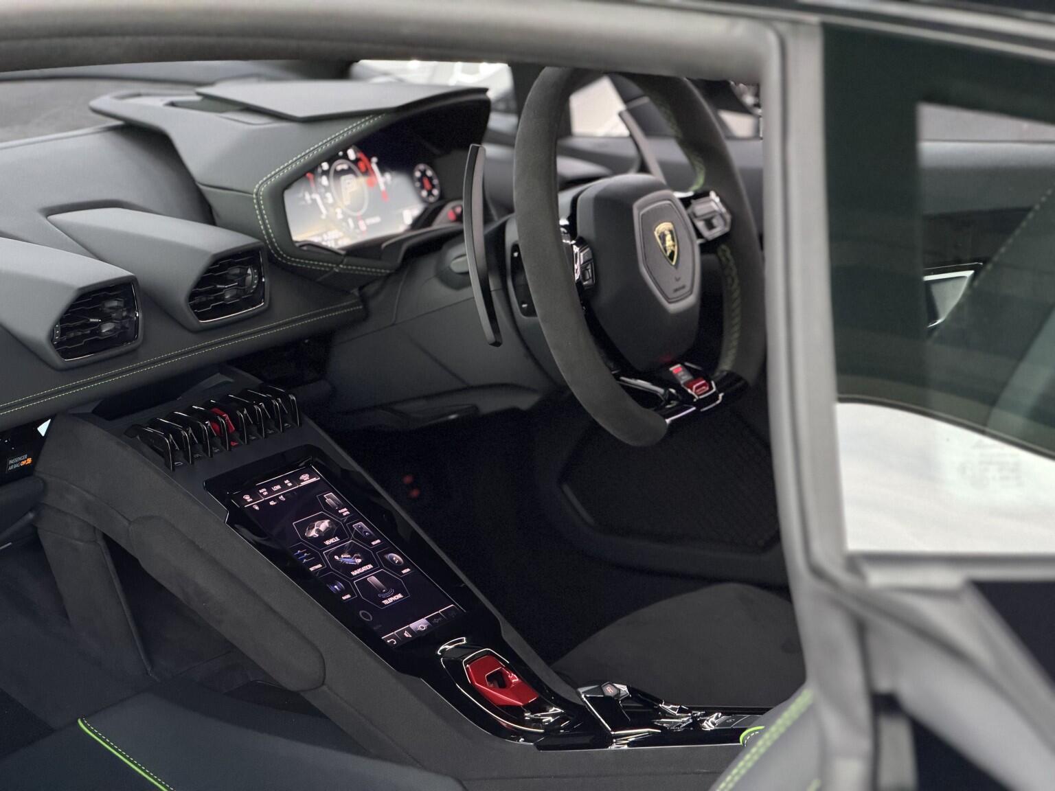 Lamborghini Huracan view 3