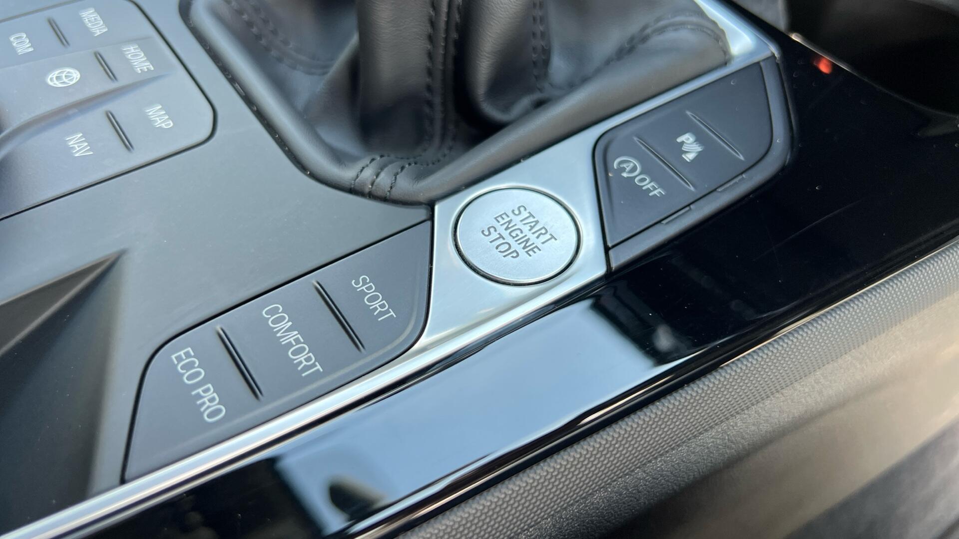 BMW 1 Series view 19
