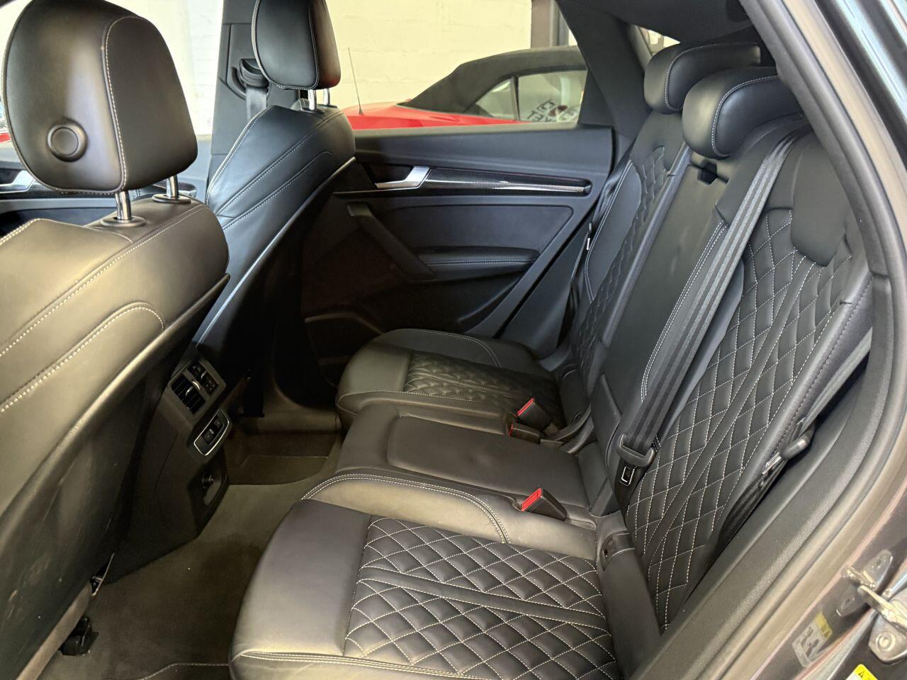 Audi SQ5 view 61