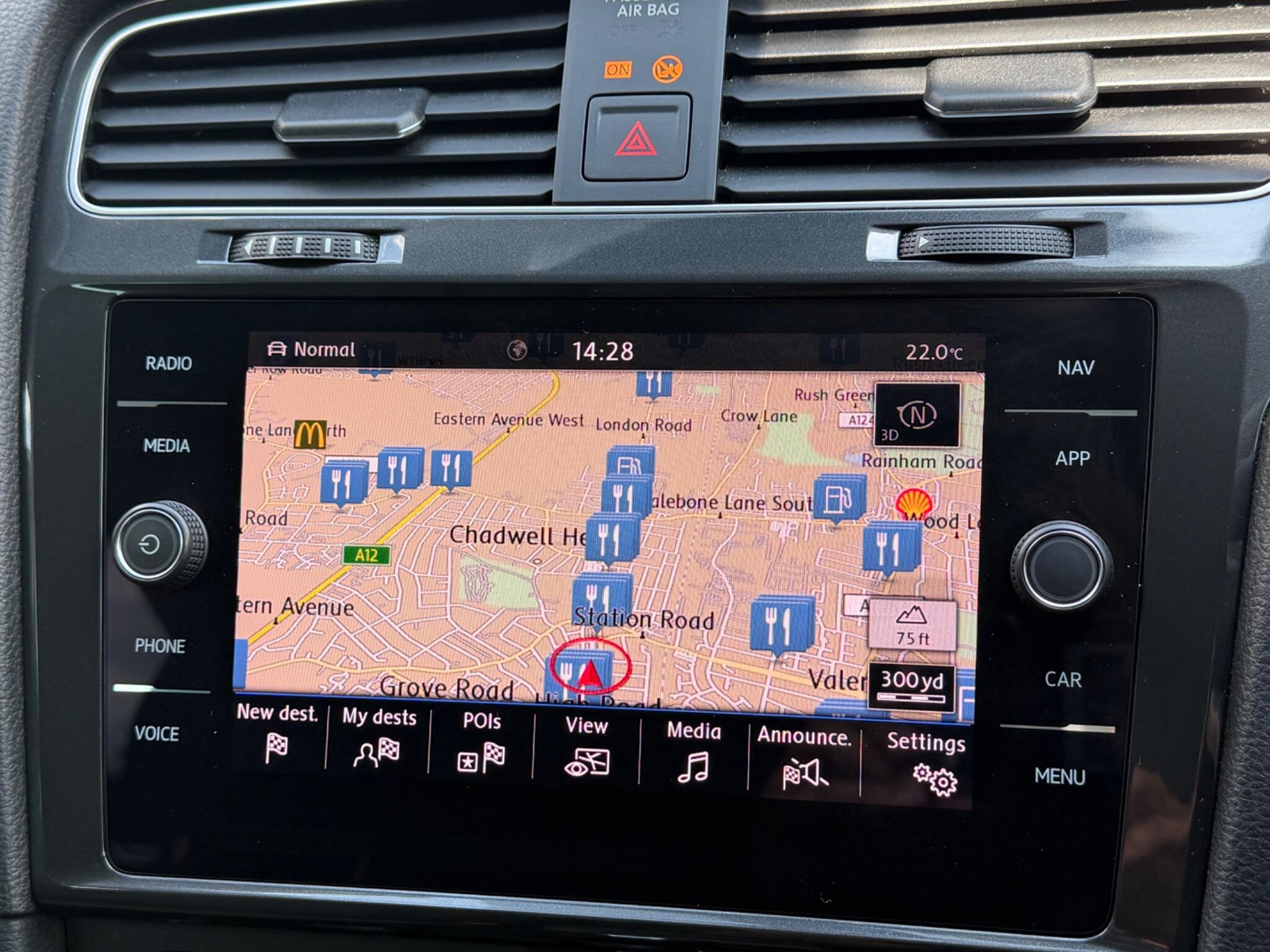 Volkswagen Golf view 32
