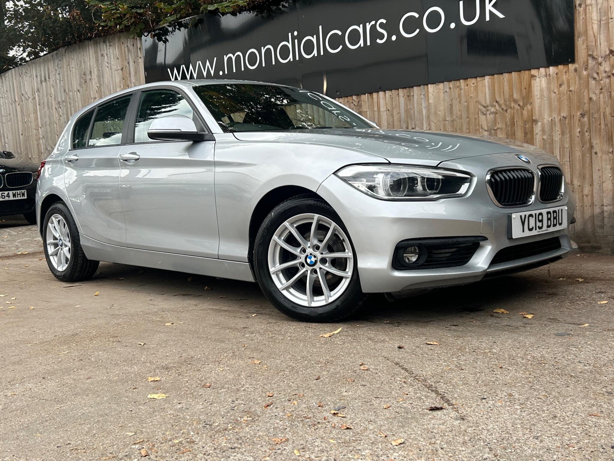 BMW 1 Series view 11
