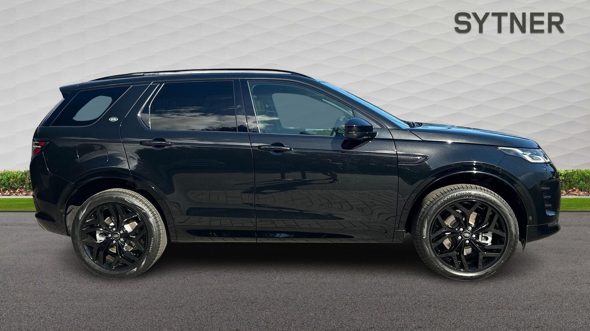 Land Rover Discovery Sport view 5