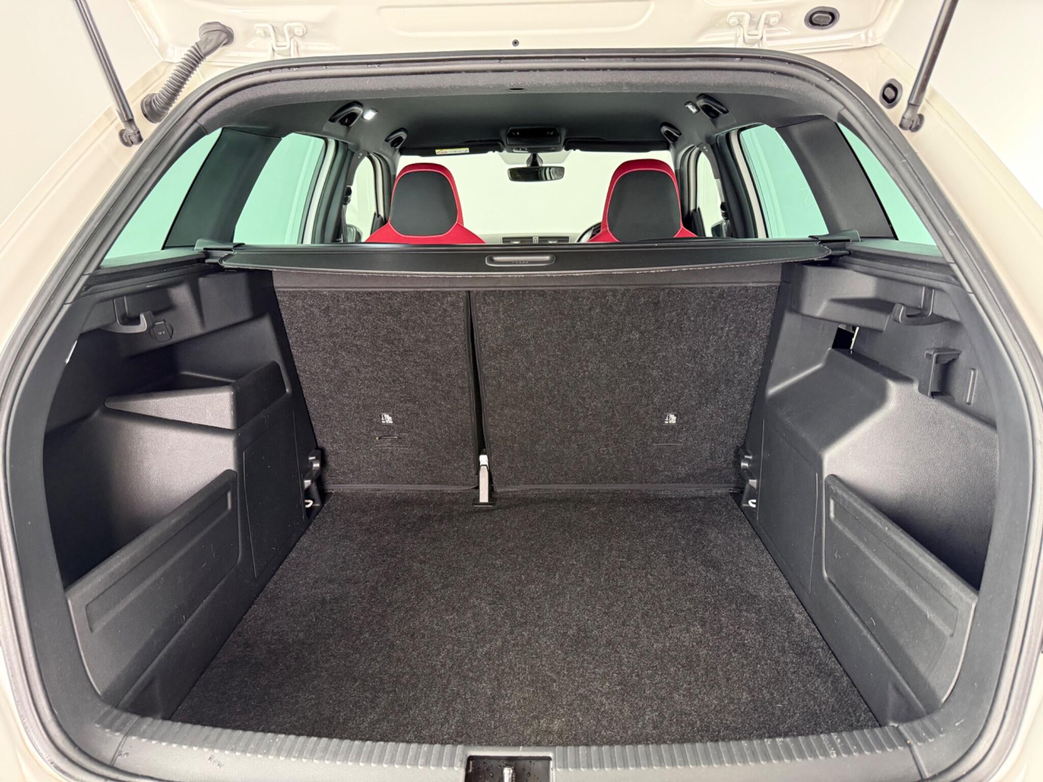 Skoda Fabia view 9