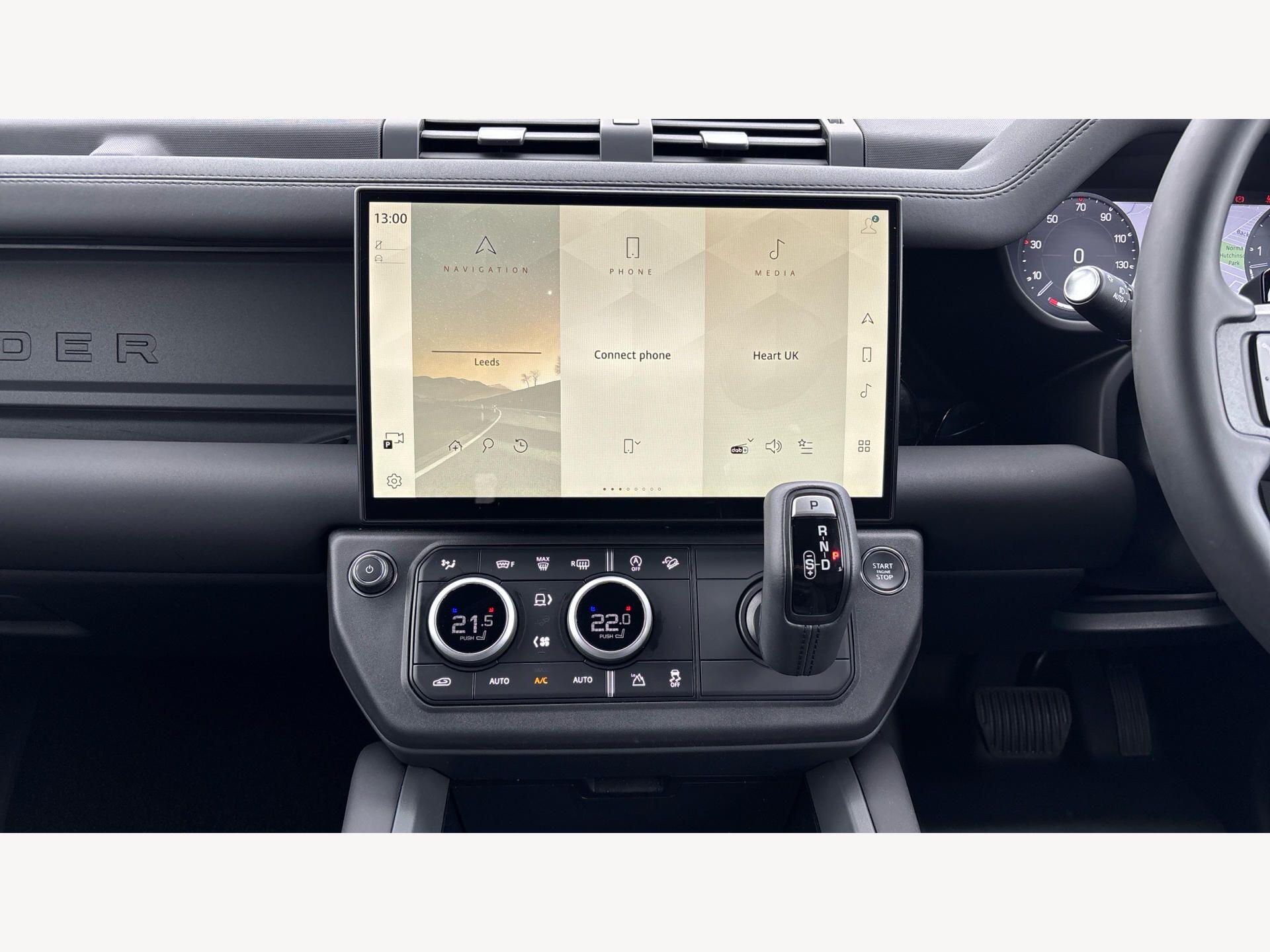 Land Rover Defender view 17