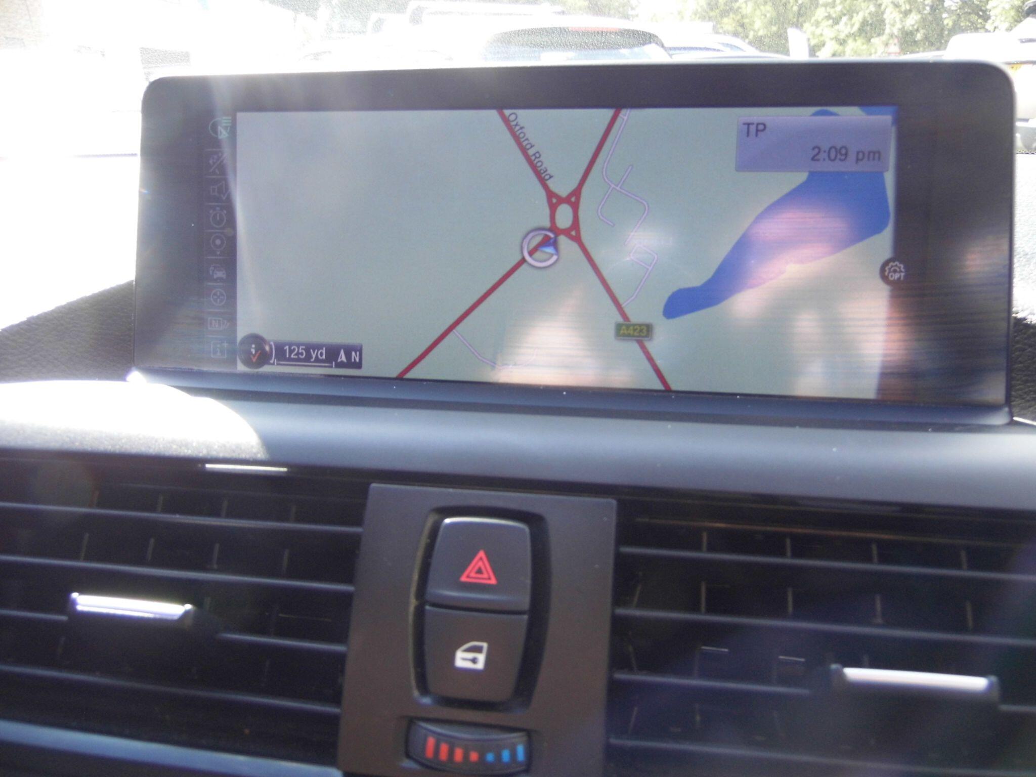 BMW 1 Series view 24