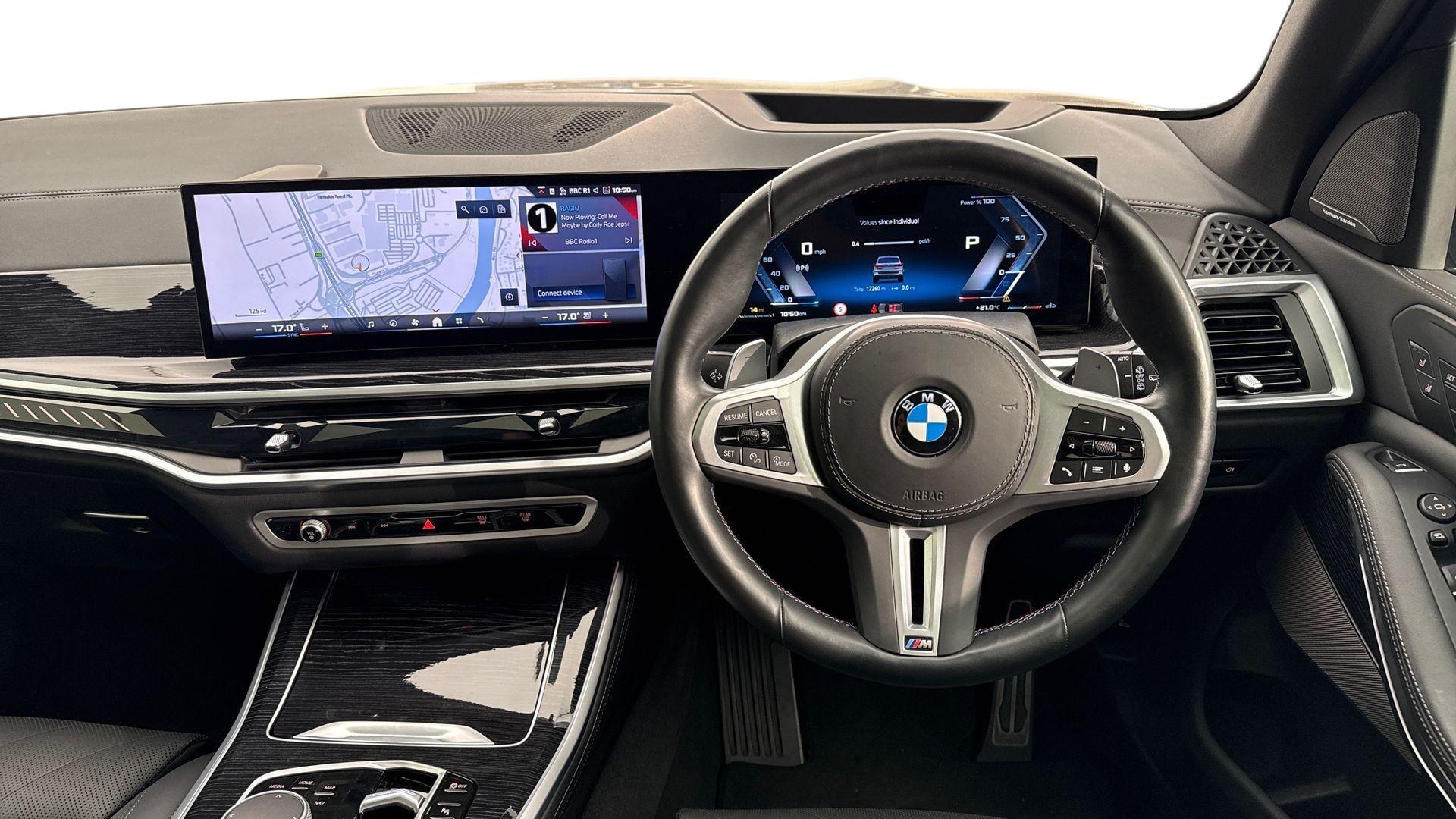 BMW X5 view 5