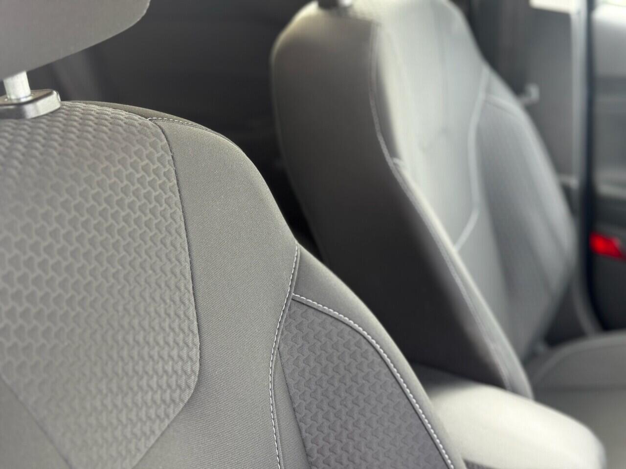 Ford Focus view 36