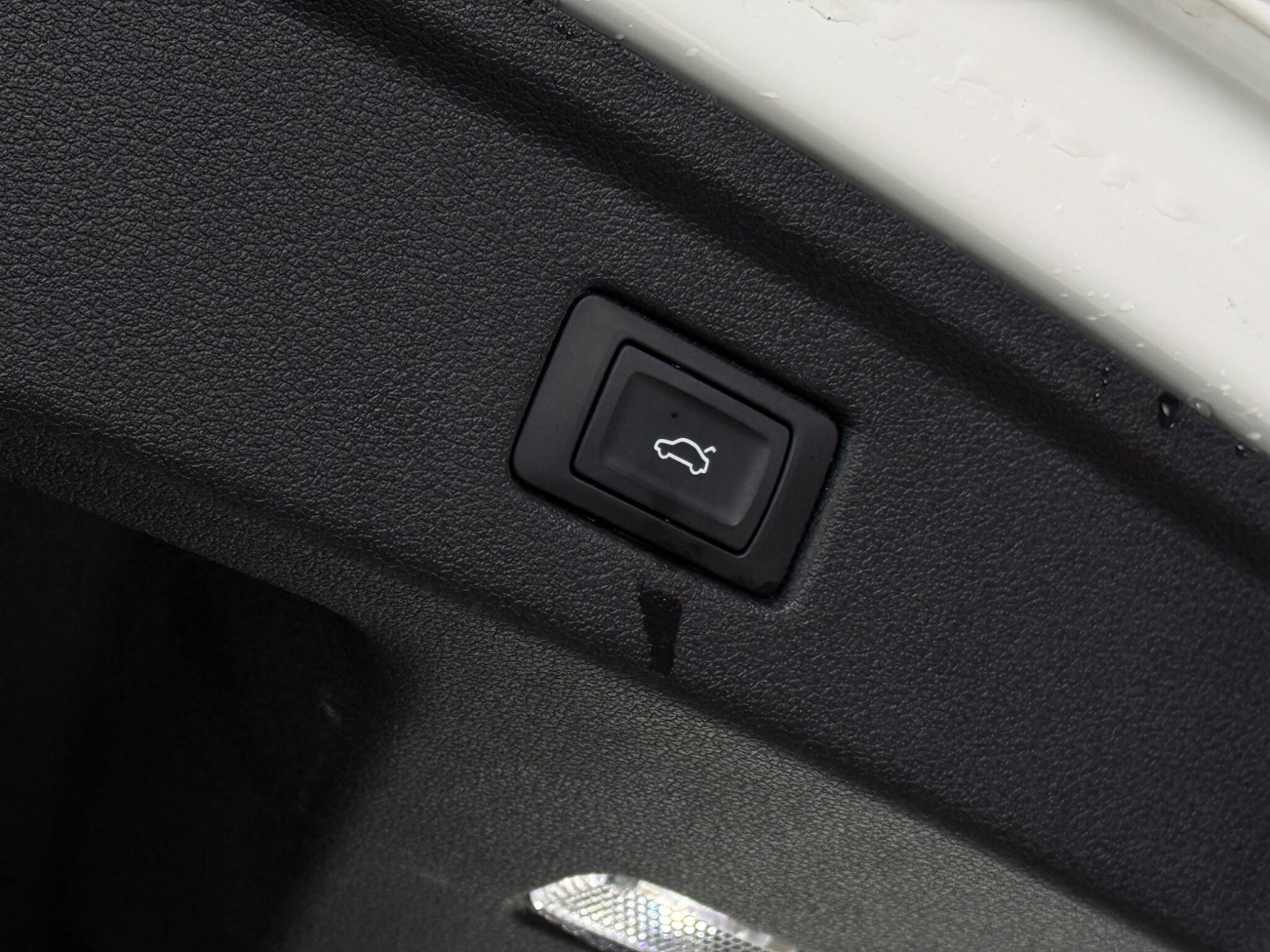 Audi A5 view 11