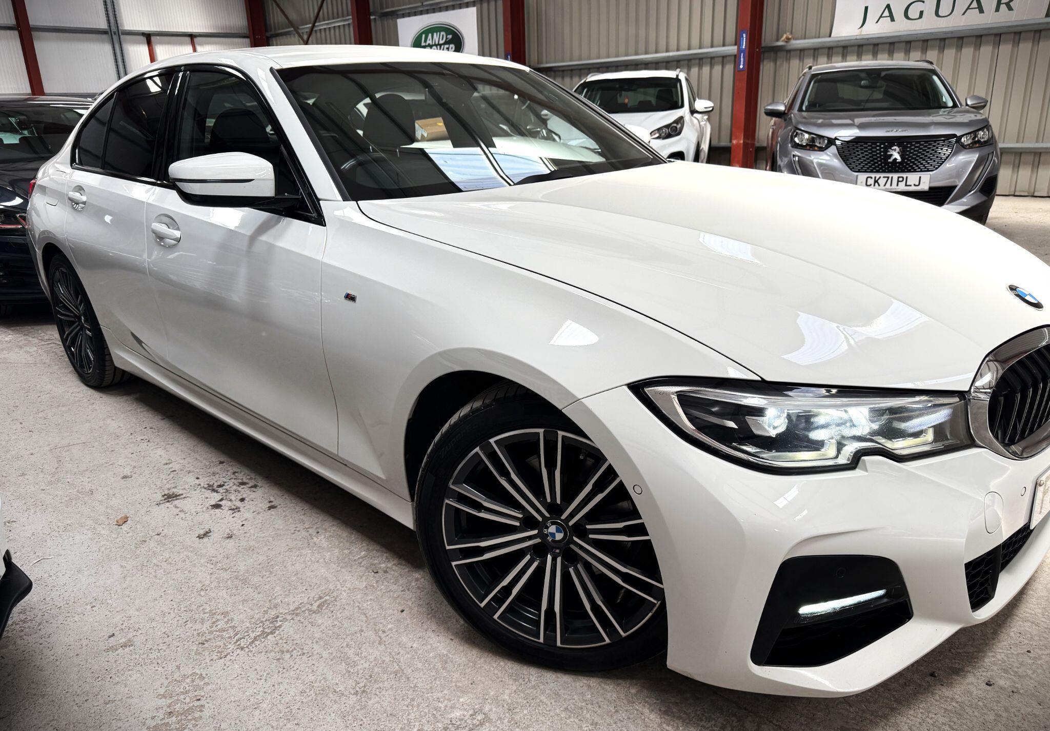 BMW 3 Series view 18