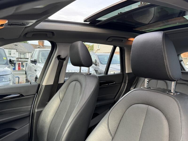 BMW X1 view 56