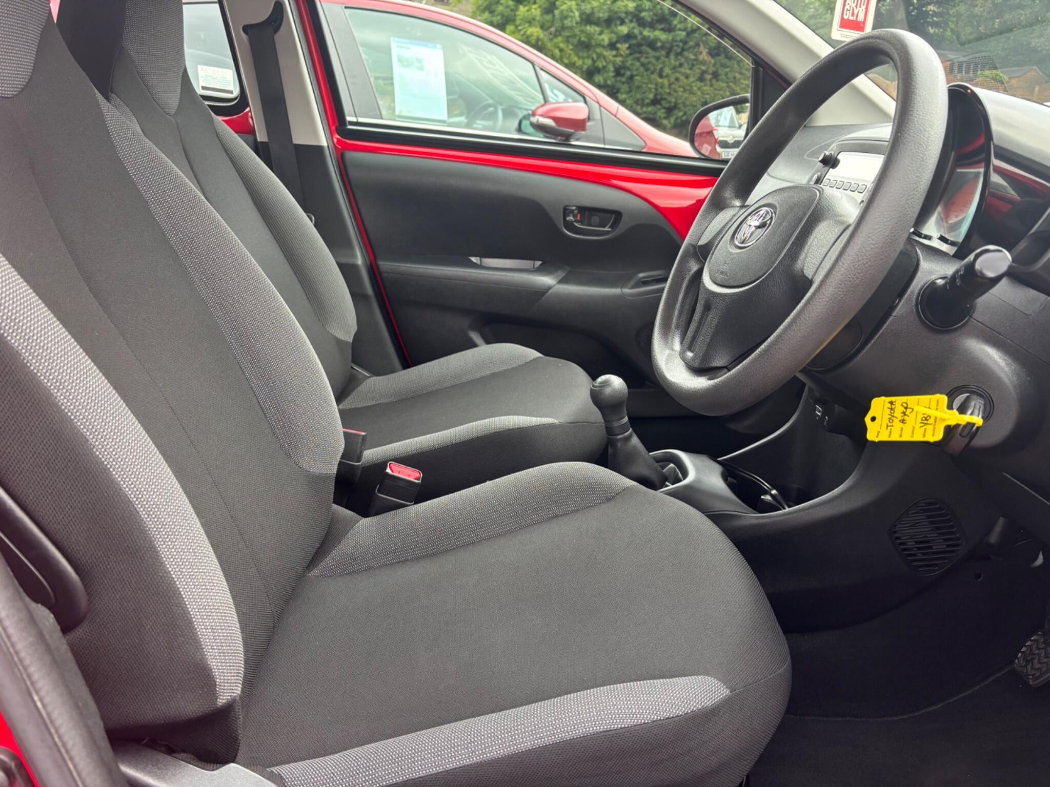Toyota Aygo view 17