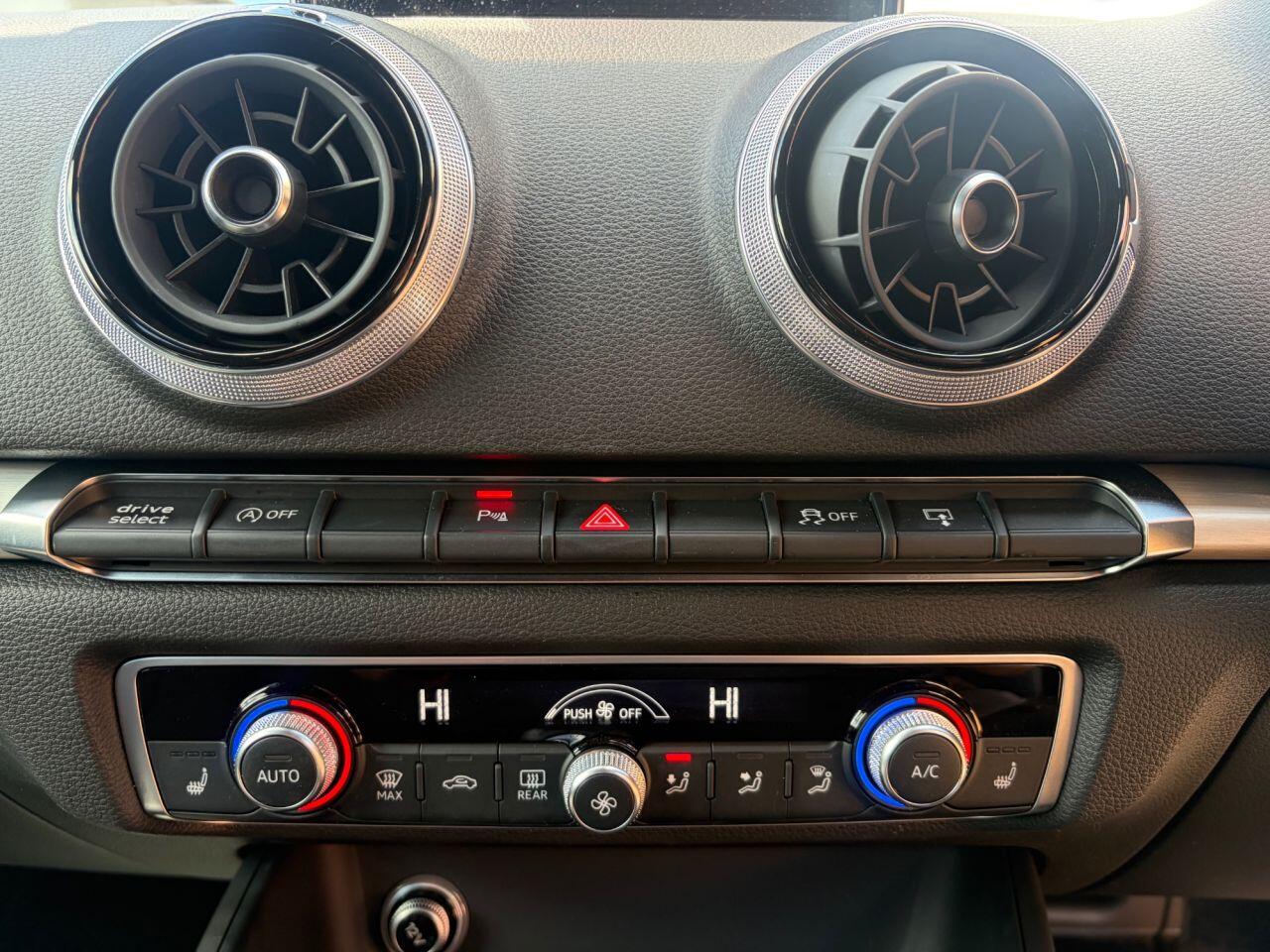 Audi A3 view 26