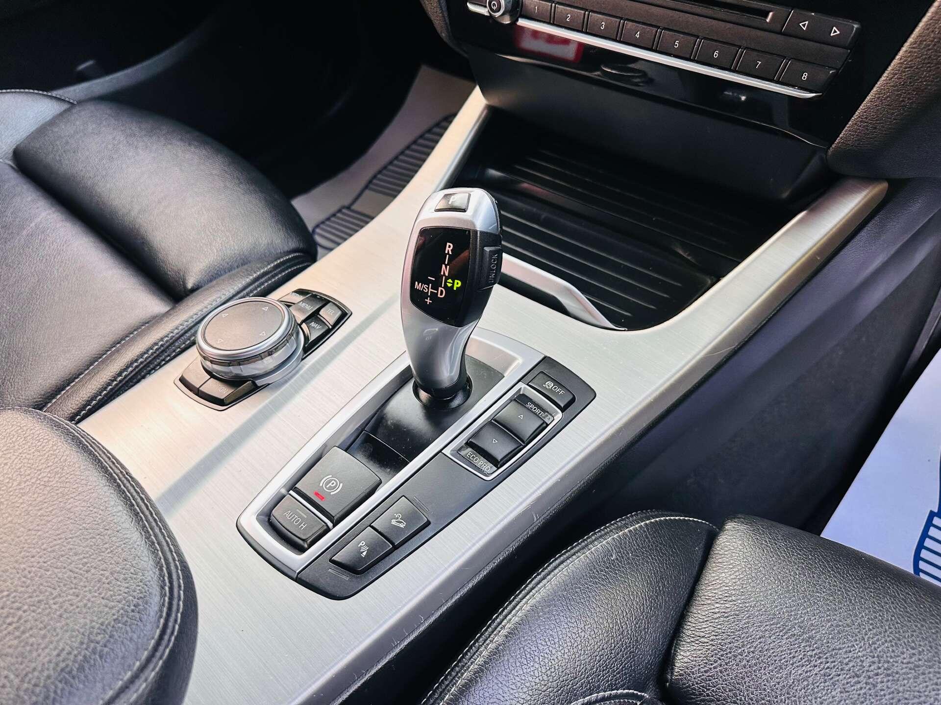 BMW X3 view 18