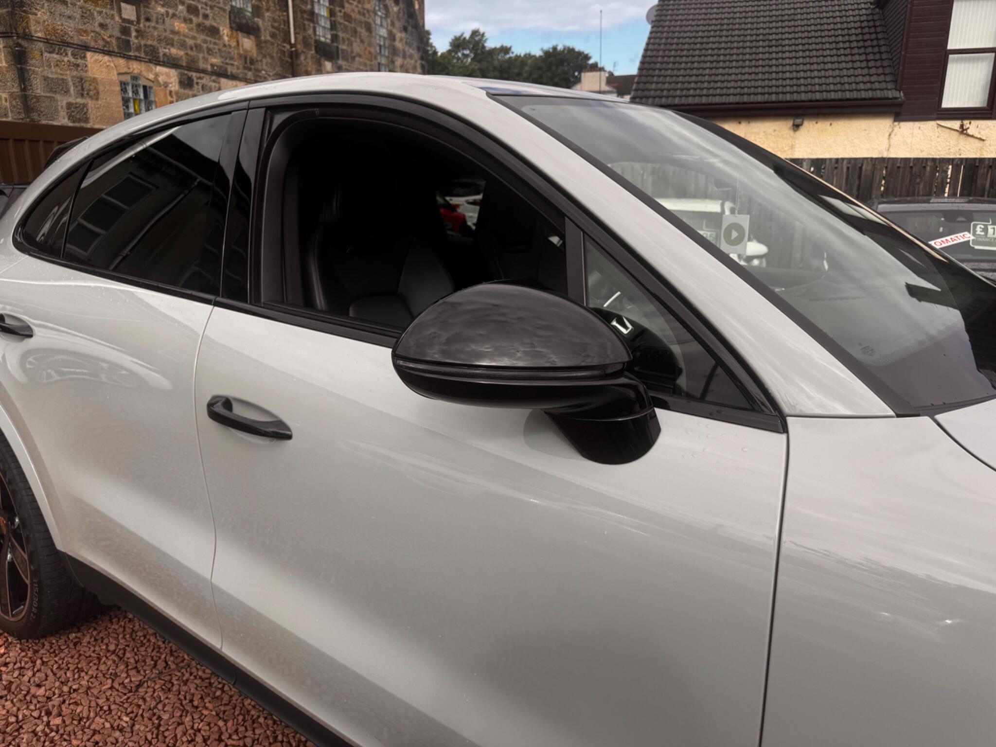 Porsche Cayenne view 53