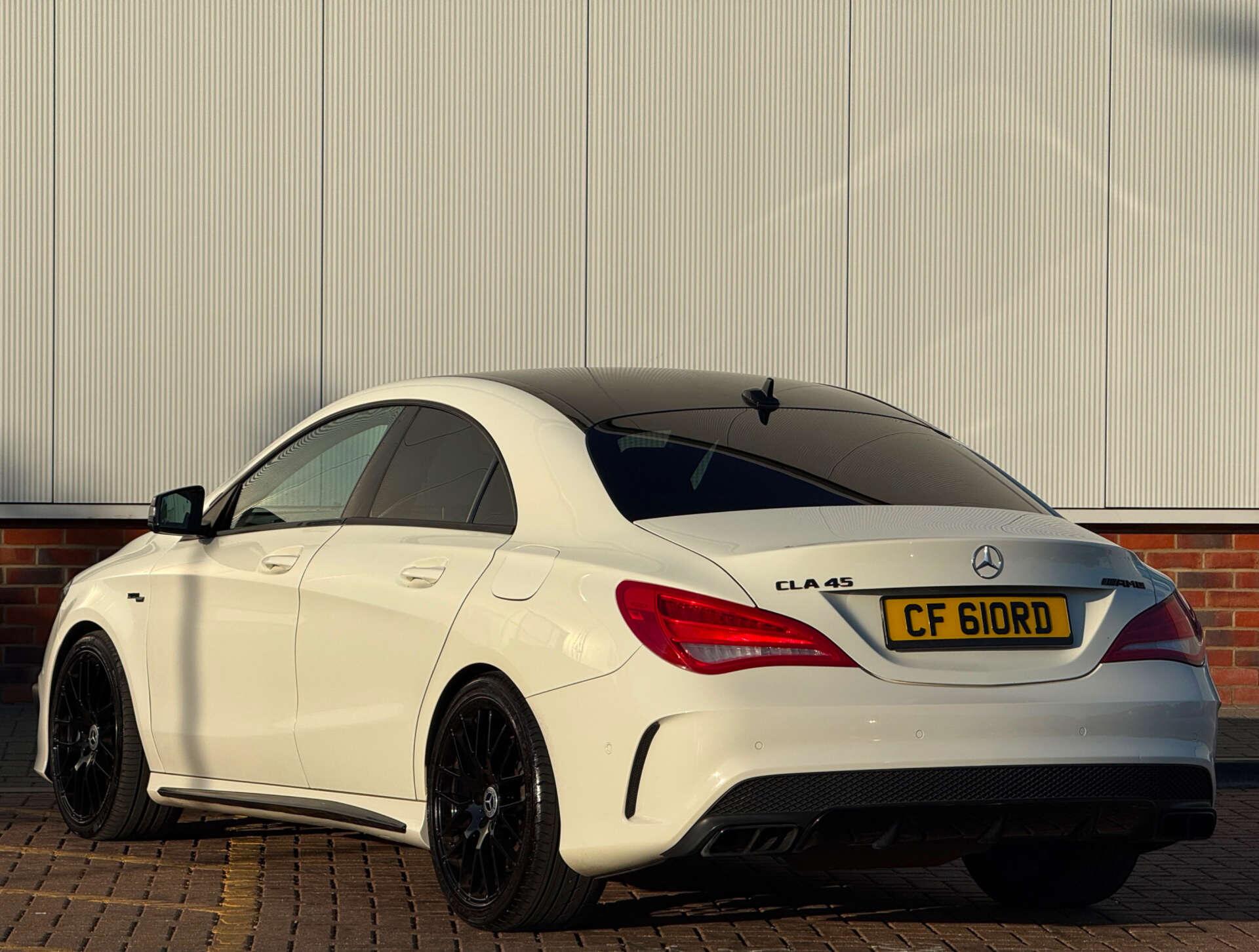 Mercedes-Benz Cla view 4