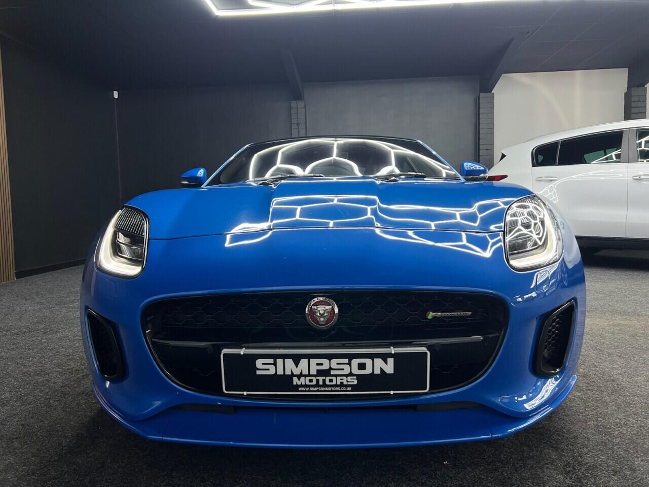 Jaguar F-Type view 21