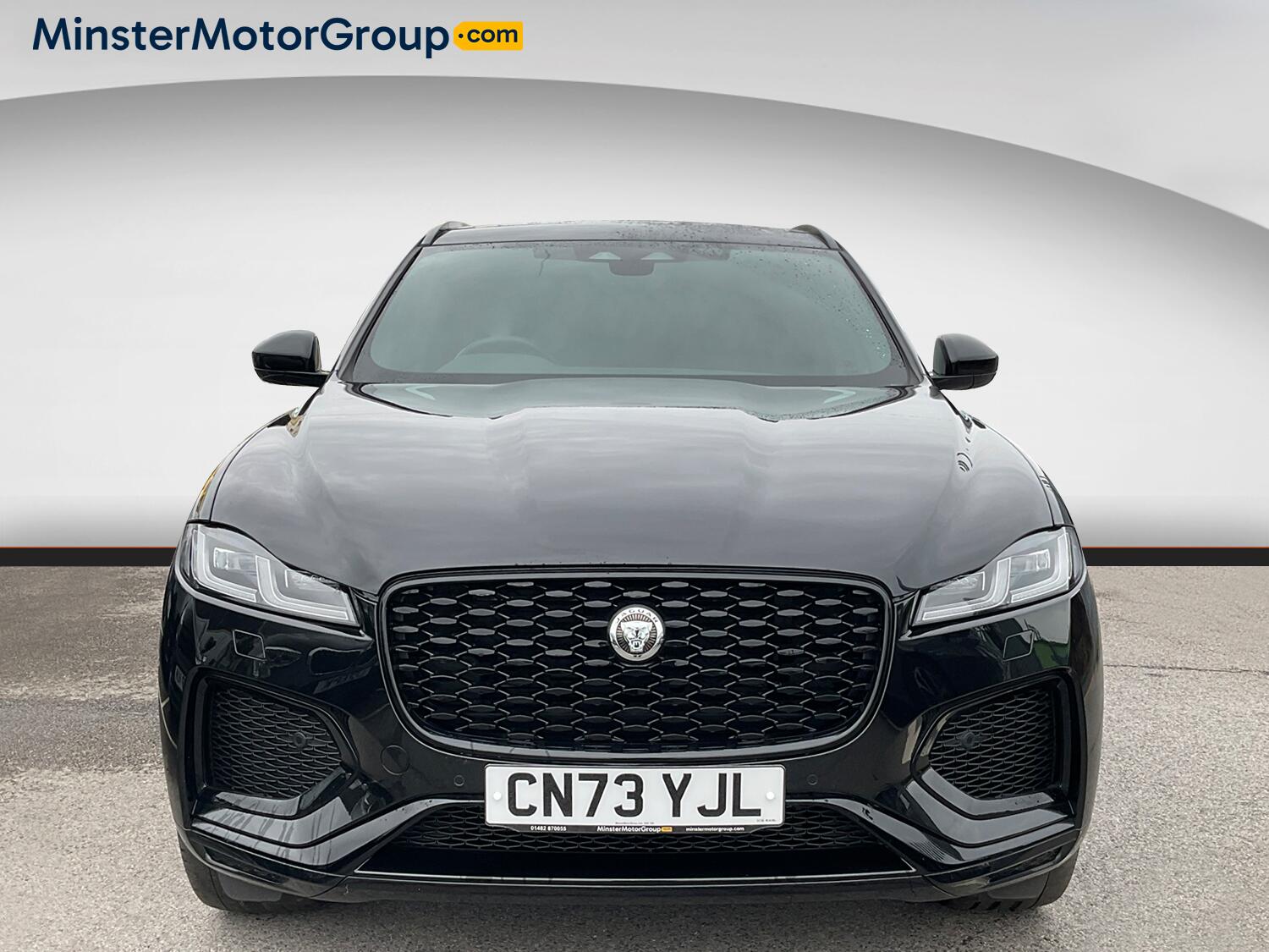 Jaguar F-Pace view 5