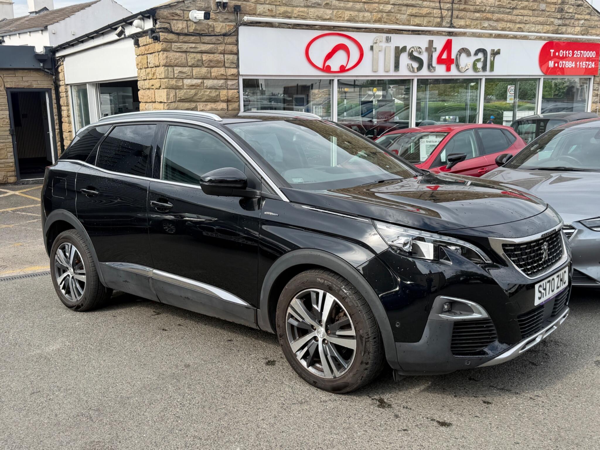 Peugeot 3008 view 4