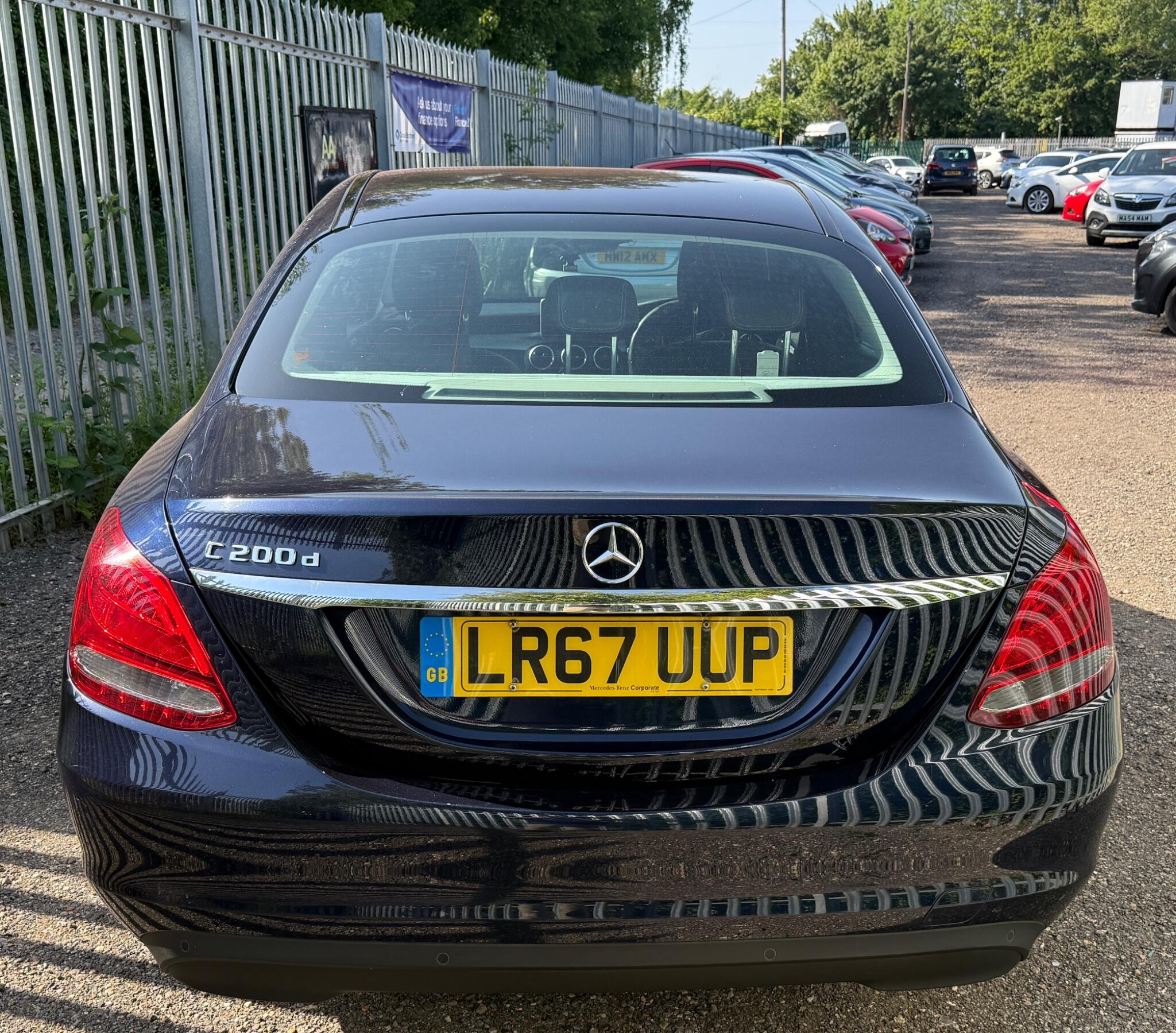2017 Mercedes-Benz C Class image 13