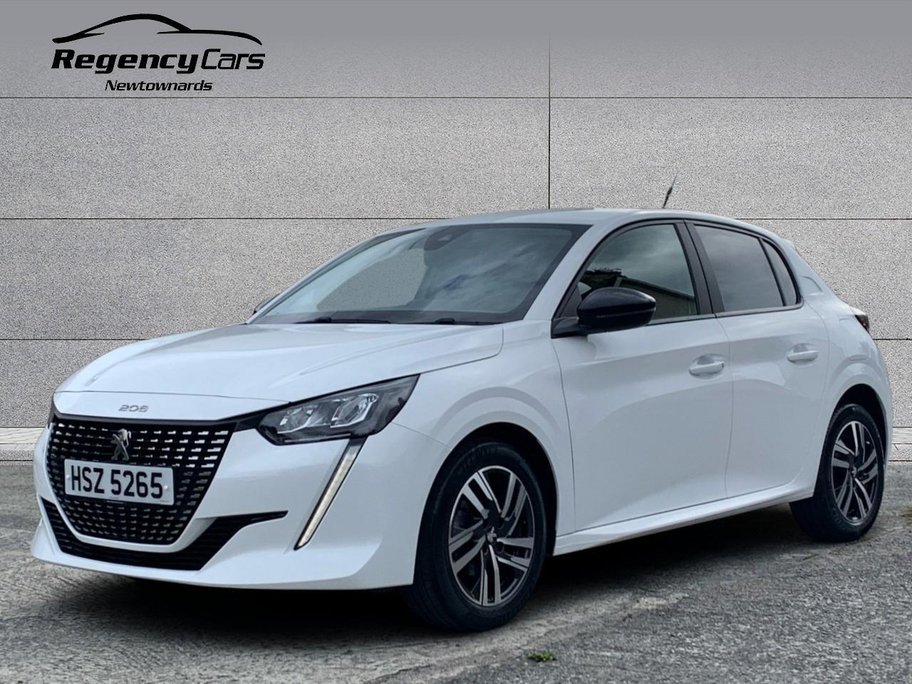 Peugeot 208 view 3