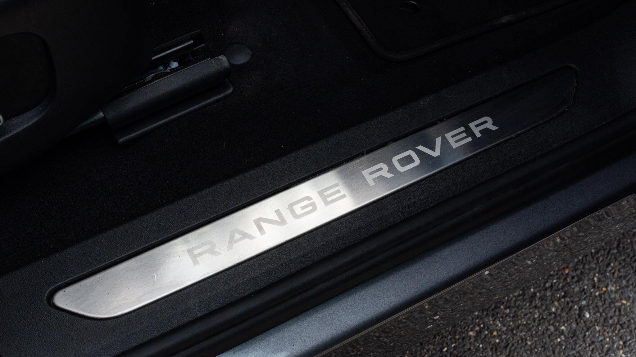 Land Rover Range Rover Evoque view 71