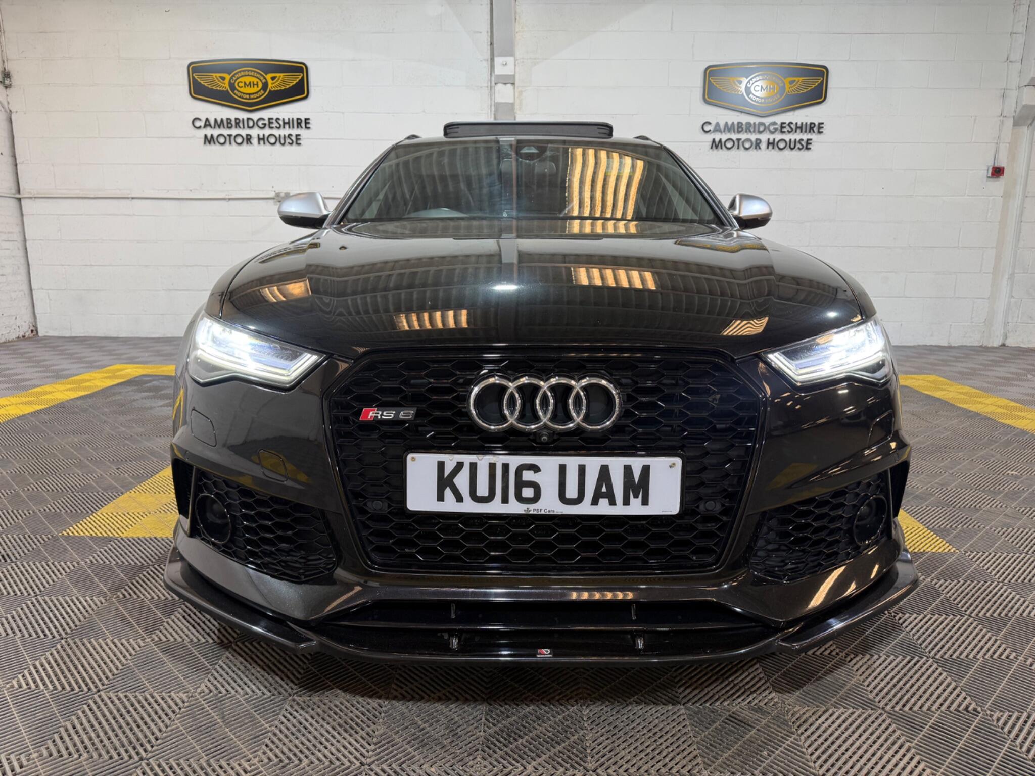 Audi RS6 view 5