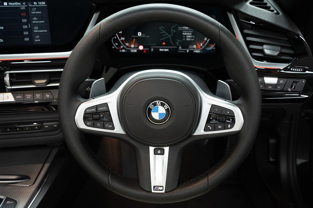 BMW Z4 view 9