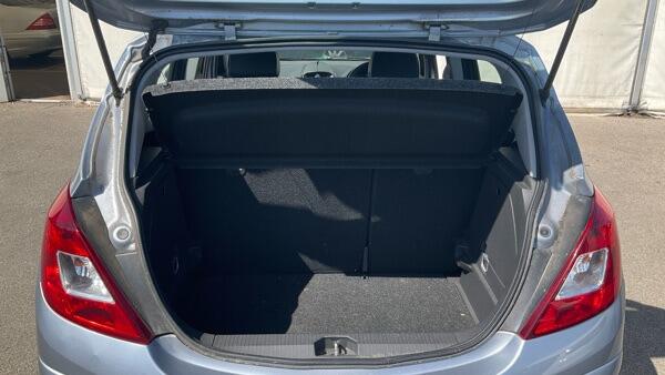 Vauxhall Corsa view 9