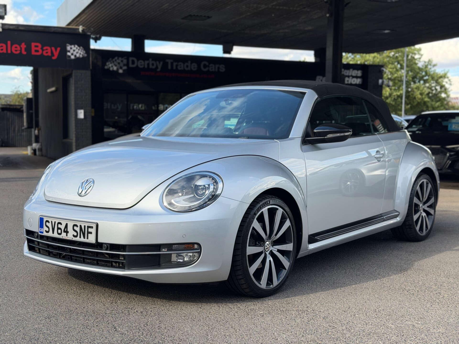 Volkswagen Beetle view 14
