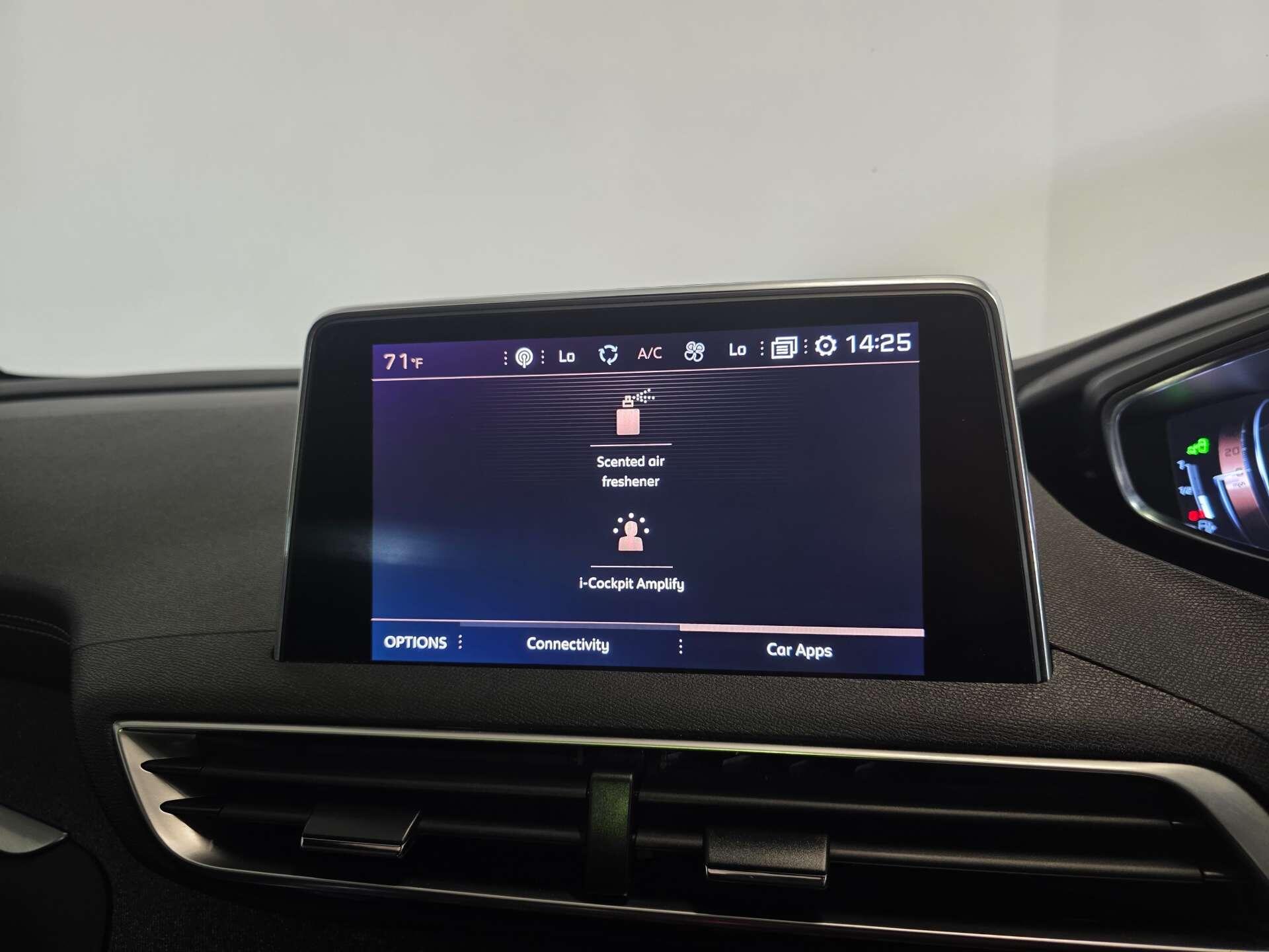 Peugeot 3008 view 34