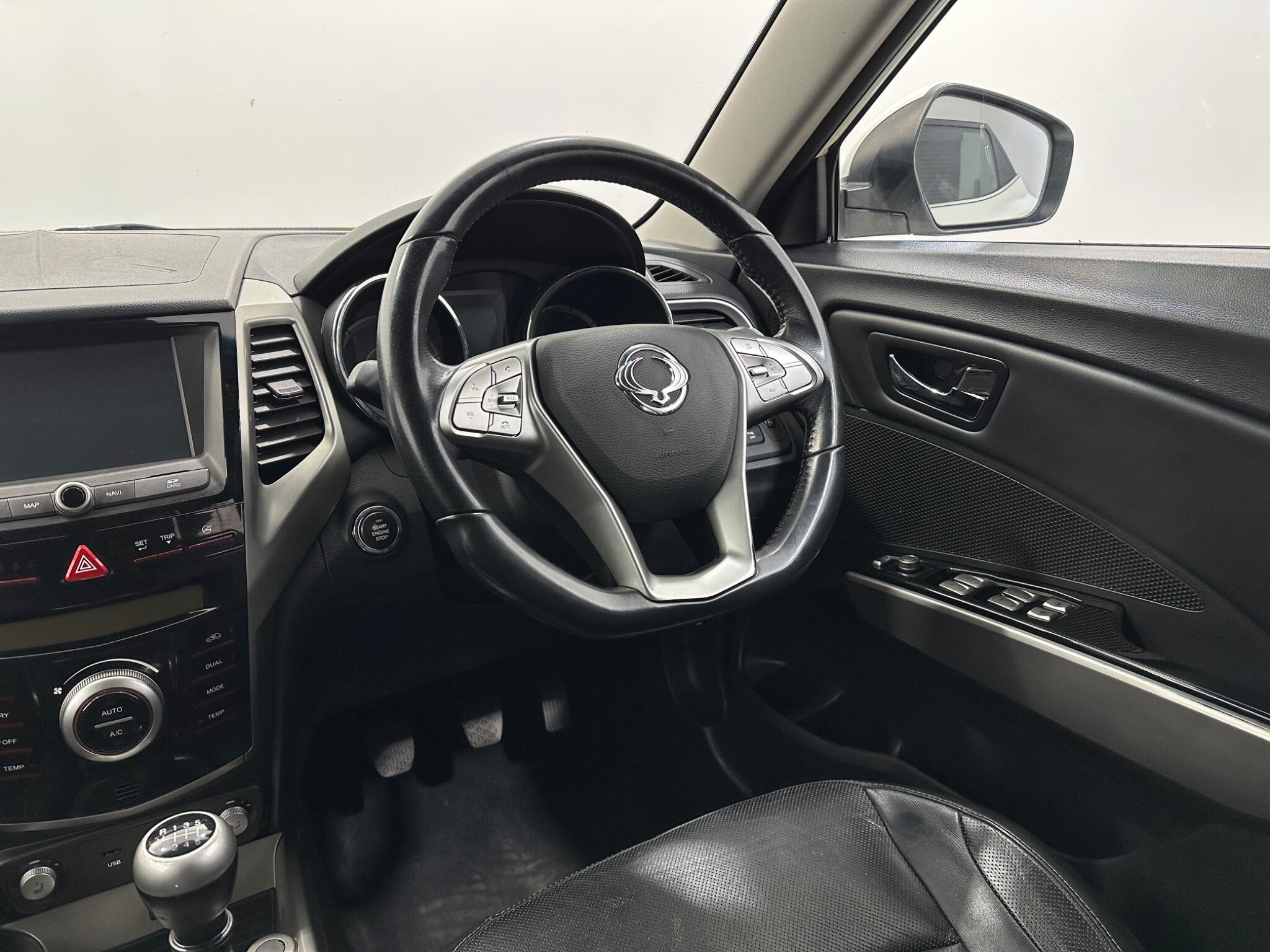 KGM Tivoli view 12