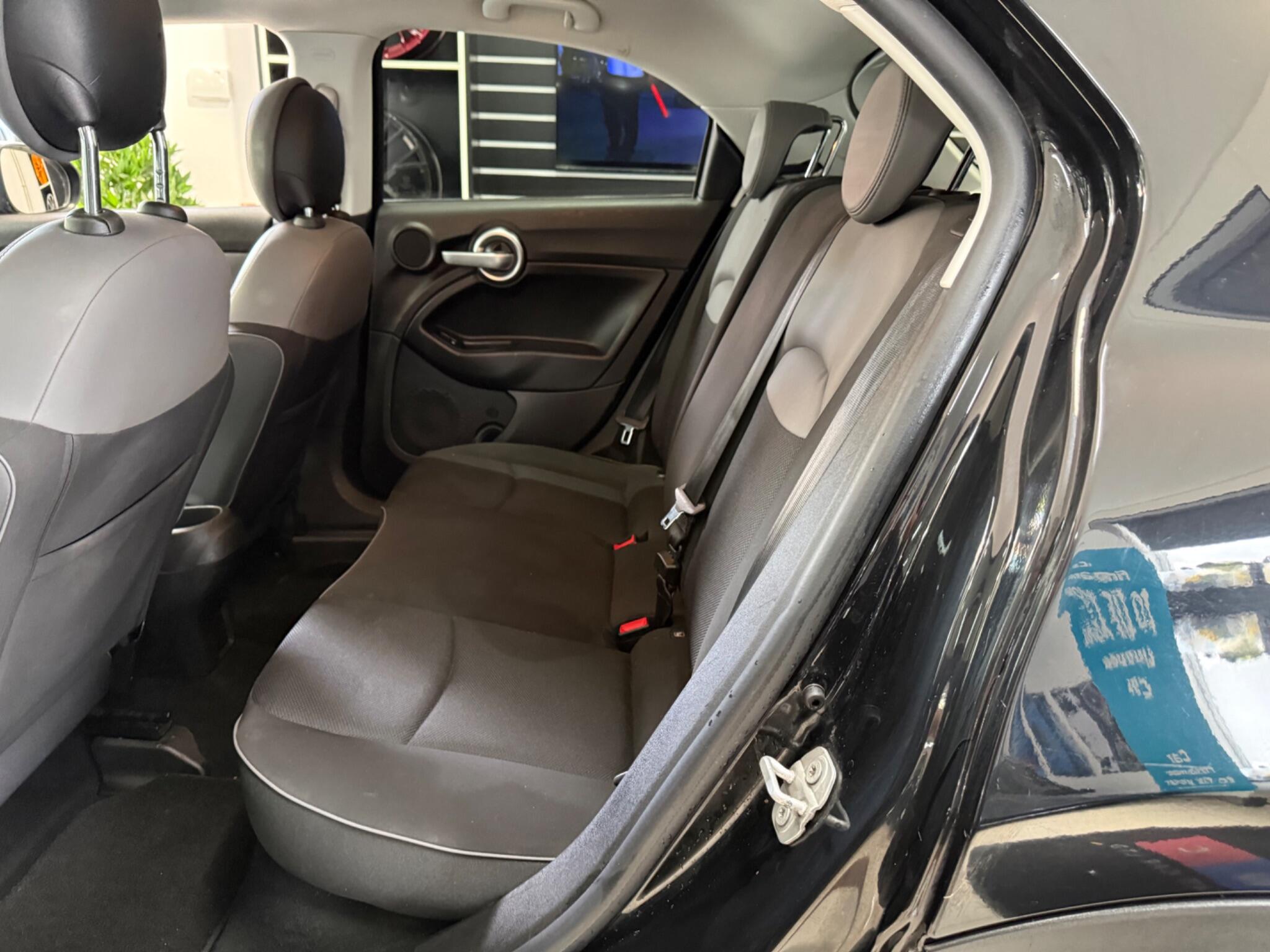 Fiat 500X view 23