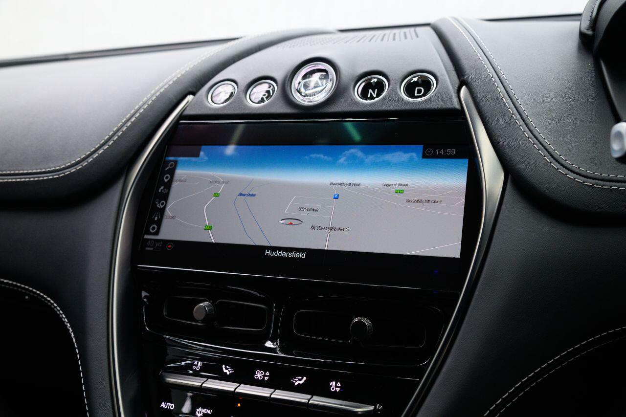 Aston Martin DBX view 54