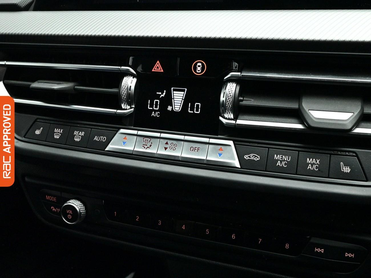 BMW 1 Series view 17