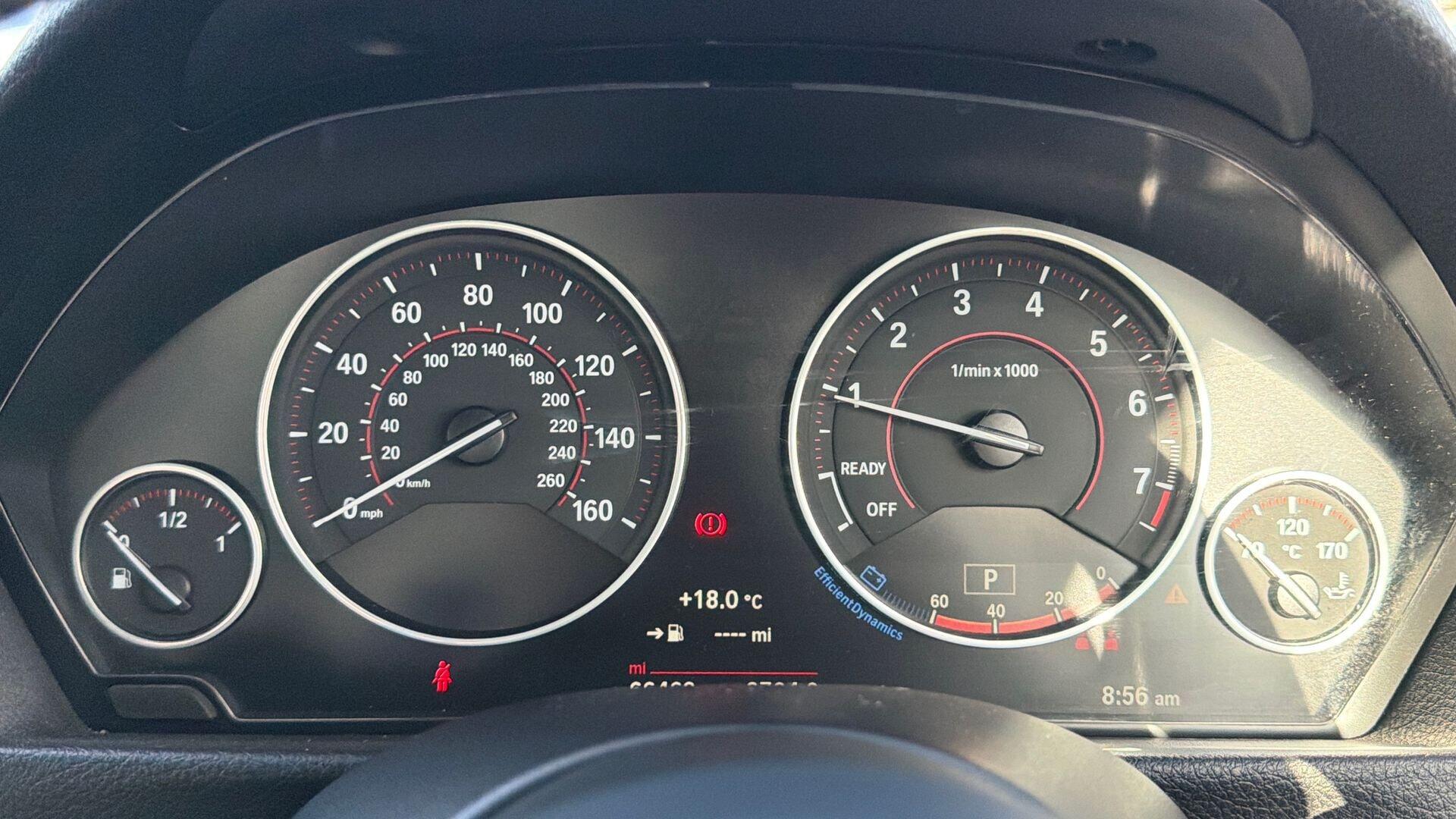 BMW 4 Series view 9