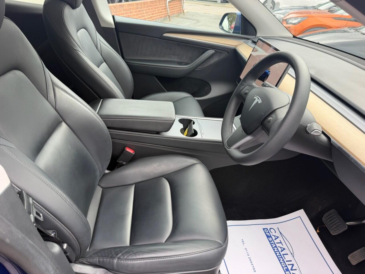 Tesla Model Y view 28