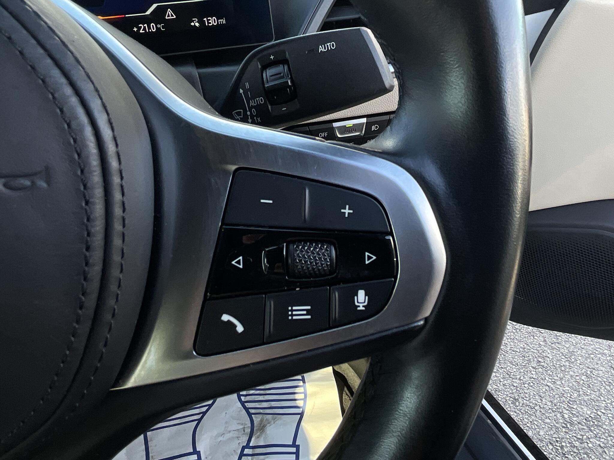 BMW I4 view 22