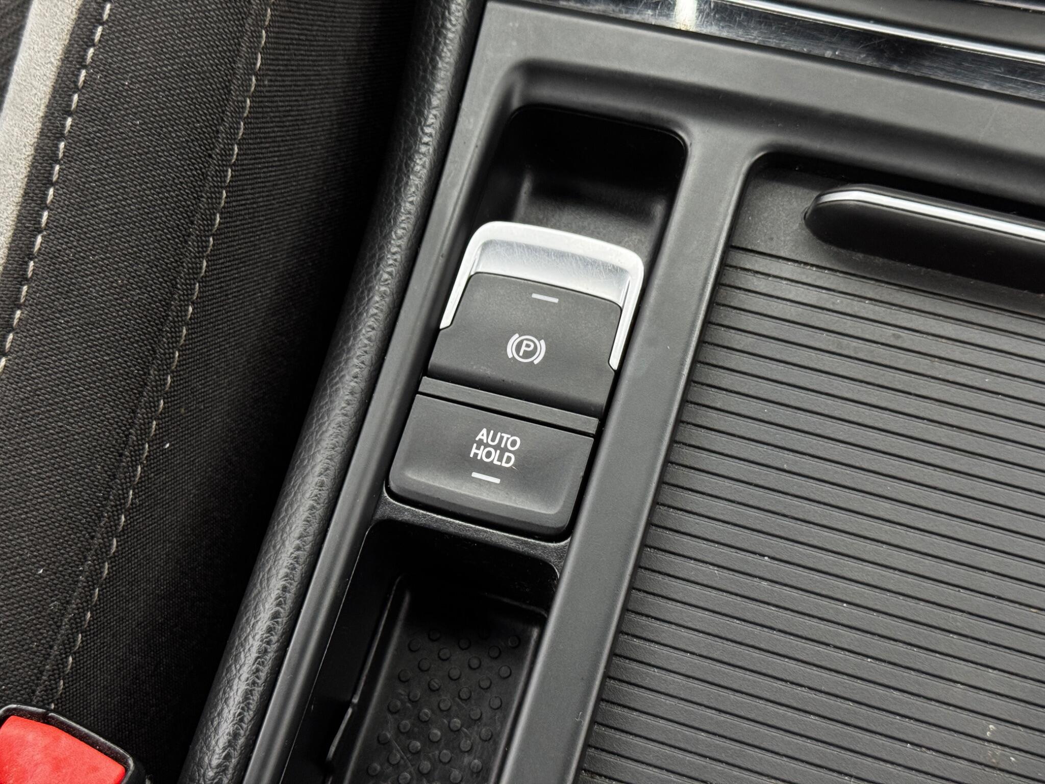 Volkswagen Golf view 25