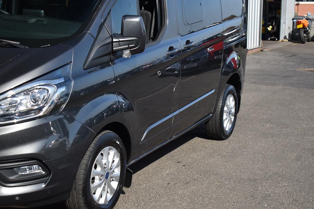 Ford Transit Custom view 24