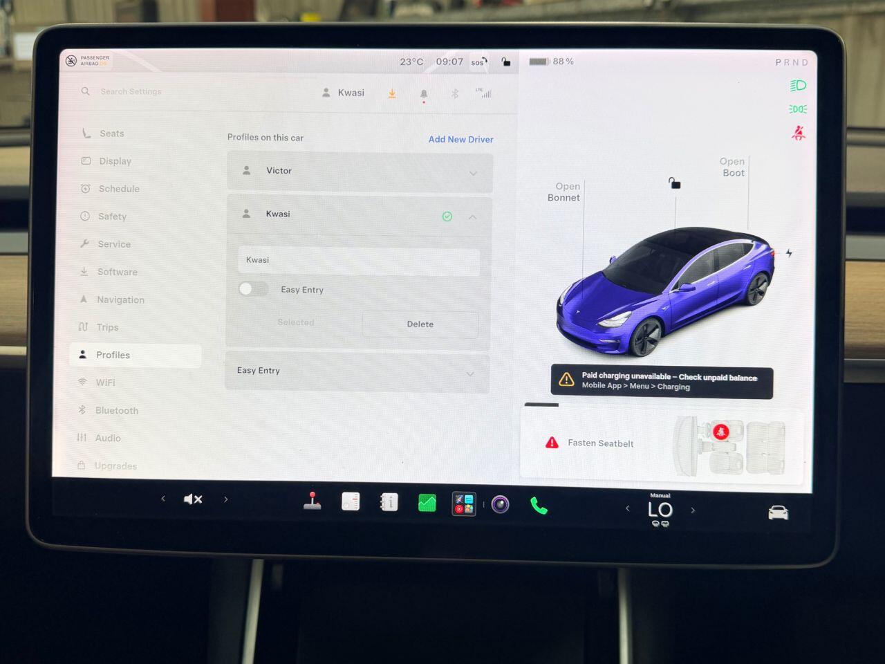 Tesla Model 3 view 40