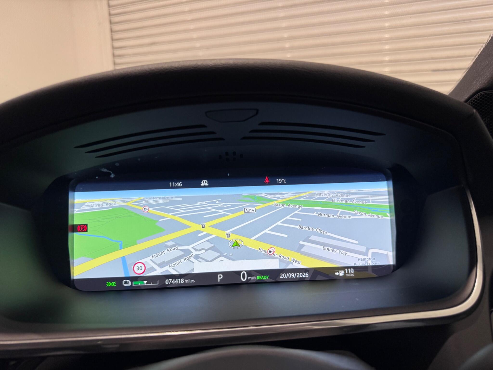 Jaguar I-Pace view 20
