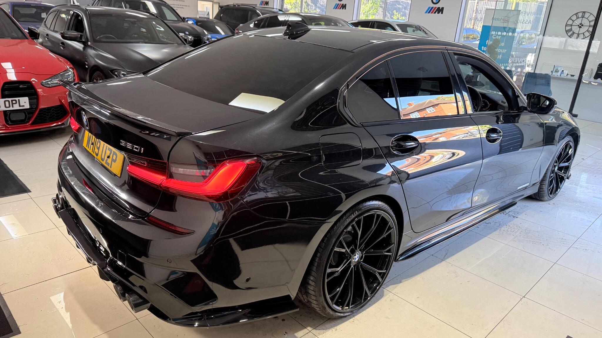BMW 3 Series view 38