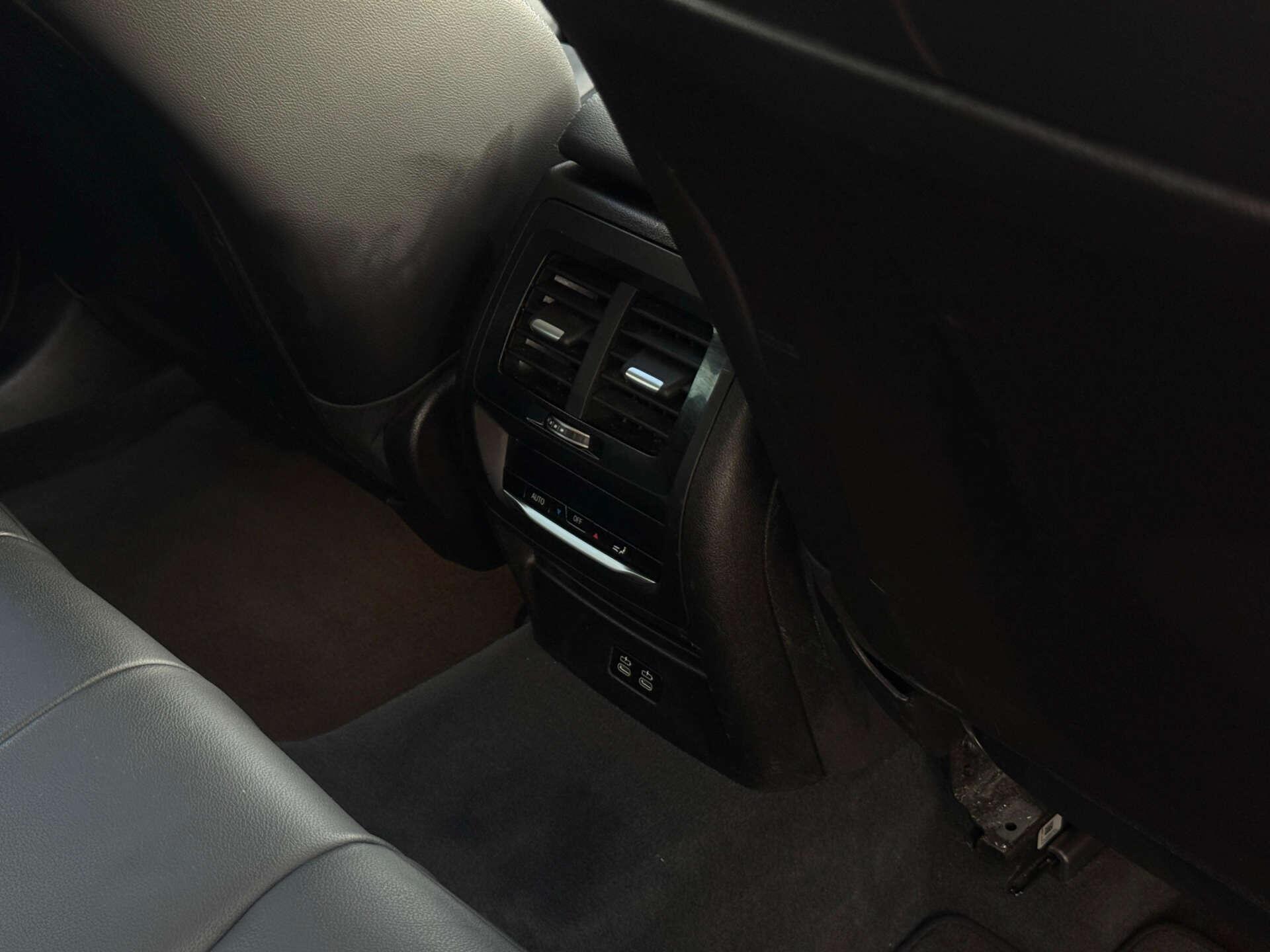 BMW X3 view 32