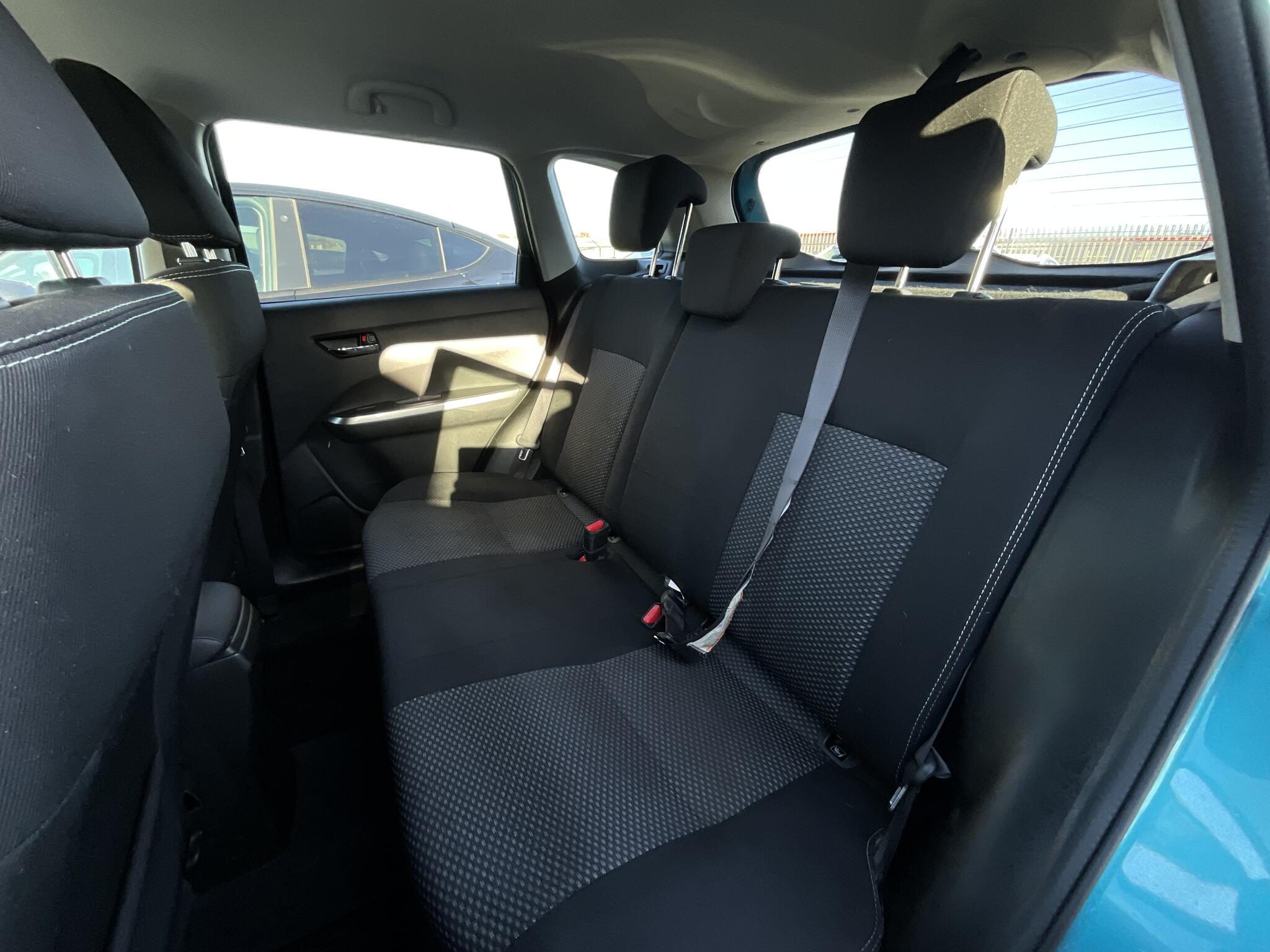 Suzuki Vitara view 14