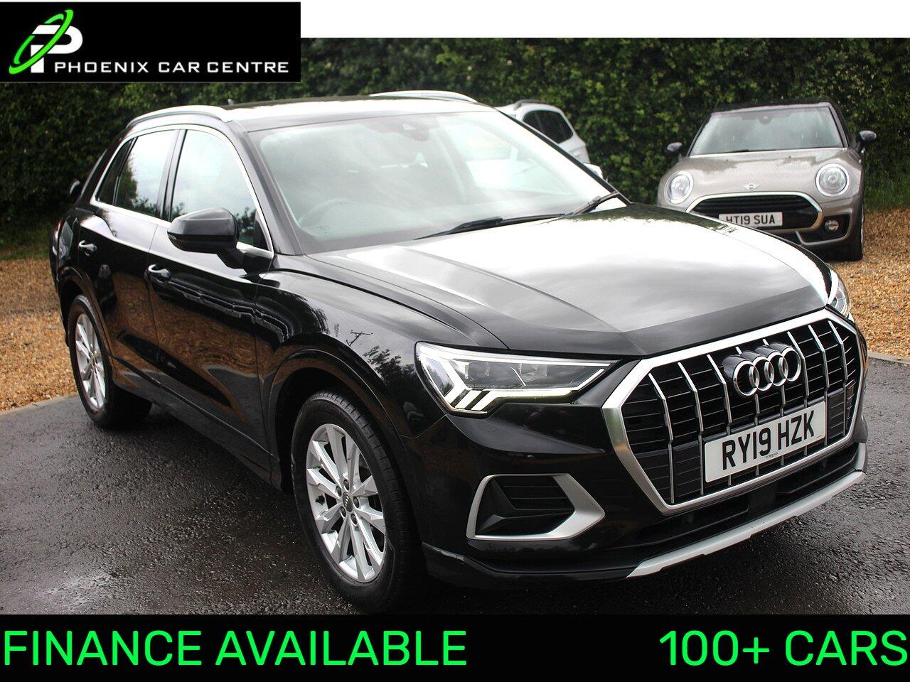 Audi Q3 main image